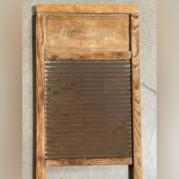 RARE Early 1900’s Rustic “Snowbird” Wooden Washboard - Picture 2 of 10